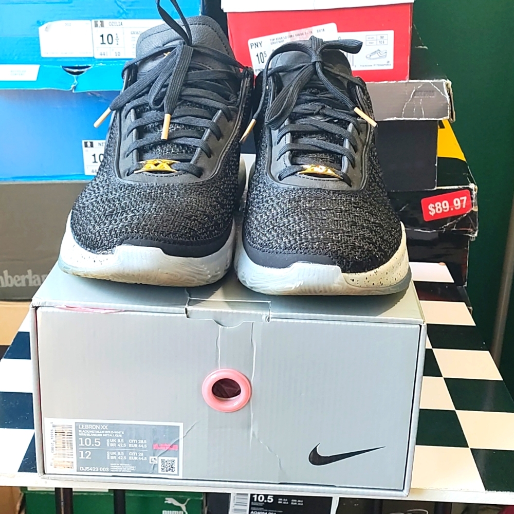 LebronXX